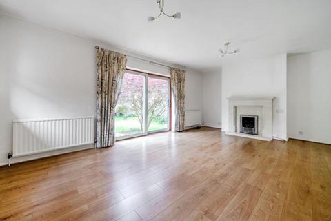 3 bedroom bungalow to rent, Virginia Water