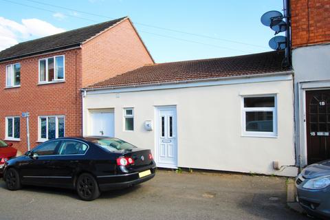 1 bedroom bungalow to rent, Club Street, Kettering, Northamptonshire, NN16