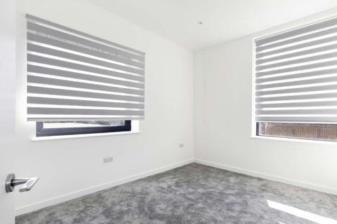2 bedroom apartment to rent, Thornhill Court,  Headington,  OX3