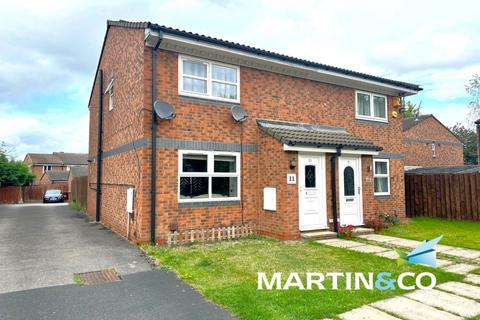 3 bedroom semi-detached house to rent, Woodbridge Close, Wakefield WF1