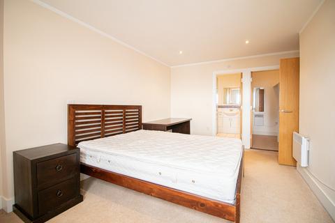 2 bedroom apartment to rent, Lady Isle House, Prospect Place, Cardiff