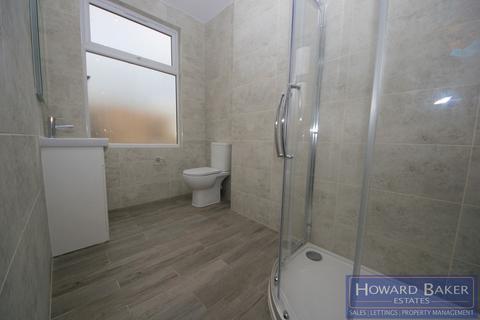 3 bedroom apartment to rent, West Hendon Broadway, Hendon