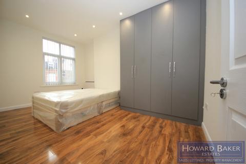 3 bedroom apartment to rent, West Hendon Broadway, Hendon