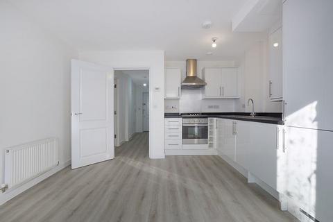 1 bedroom apartment to rent, High Street, Rochester