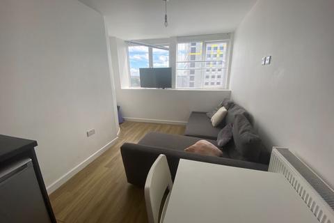 2 bedroom apartment to rent, Isambard Brunel Road, Portsmouth