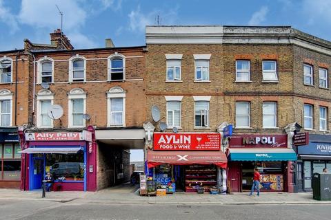 2 bedroom apartment for sale - Palace Gates Road, London N22