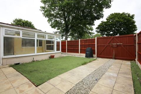 3 bedroom bungalow to rent, Primrose Close, Runcorn