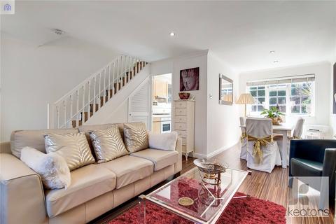19 Skipworth Road, London, E9 7JH
