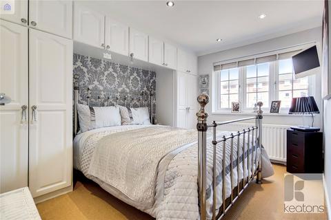 19 Skipworth Road, London, E9 7JH