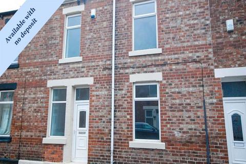 3 bedroom terraced house to rent, Percy Street, Jarrow