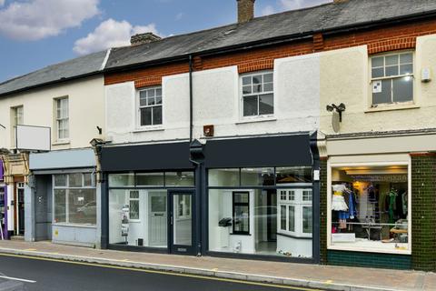2 bedroom apartment to rent, South Street, Epsom