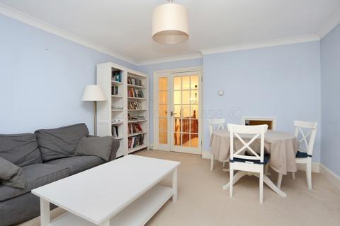 2 bedroom flat for sale, Milton Park, Highgate, N6