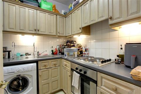 2 bedroom flat to rent, Albany Street, Regent's Park