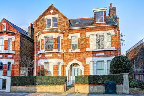 2 bedroom flat to rent, Cautley Avenue, London