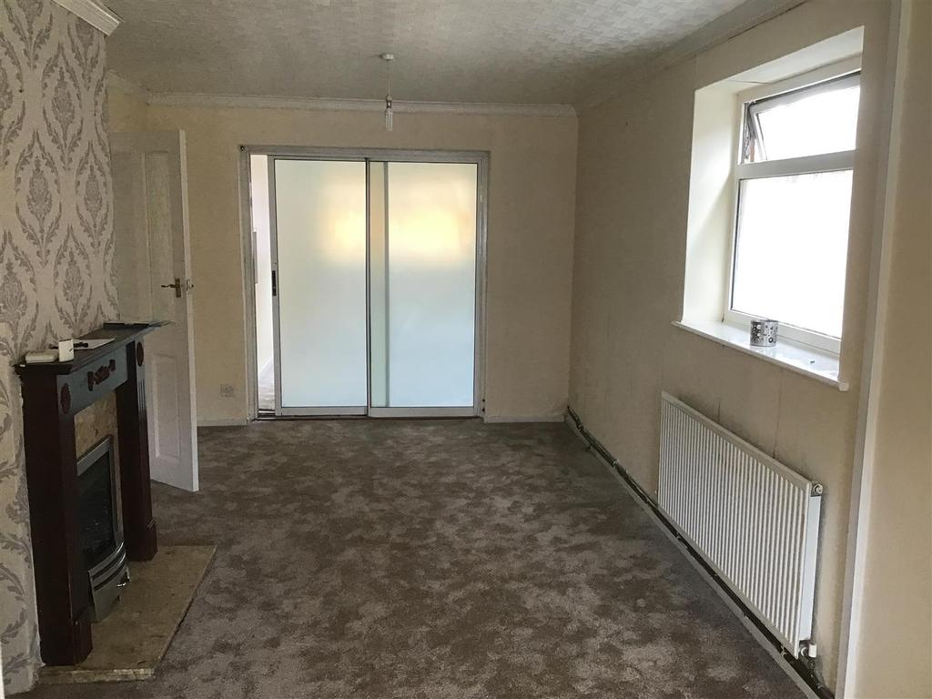 Wolverley Avenue, Wolverhampton 4 bed property £750 pcm (£173 pw)