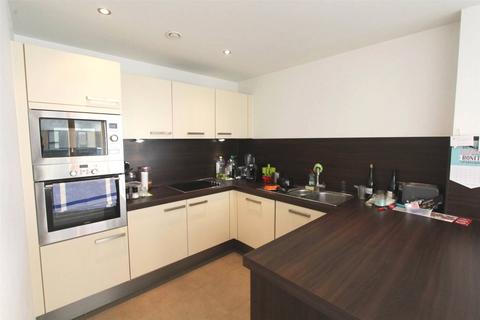 1 bedroom apartment to rent, Cypress Place, 9 New Century Park, Manchester, M4