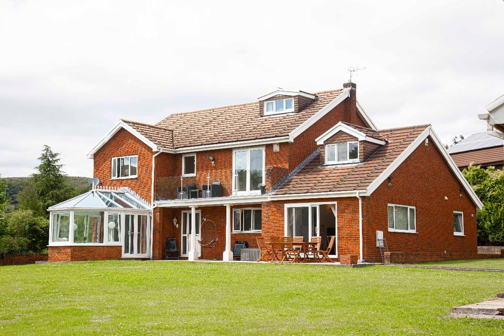 Taff Vale Estate, Edwardsville, Treharris 5 bed detached house £477,950