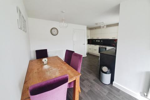 undefined, Chestnut Avenue, Silsoe, Bedford, MK45