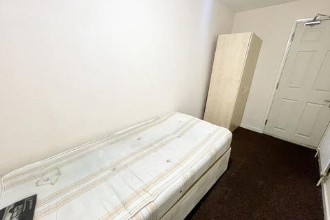 undefined, St Mary's Road, London N9