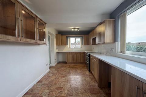 3 bedroom bungalow for sale, Lakeside, Little Lane, Beaufort, Ebbw Vale