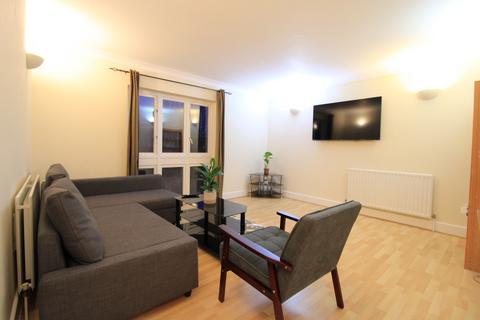 1 bedroom flat to rent, Raven Row, London E1