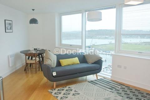 2 bedroom apartment for sale - Dock Head Road, Chatham