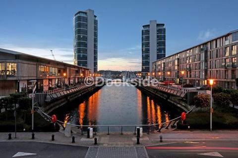 2 bedroom apartment for sale - Dock Head Road, Chatham