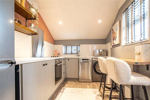 2 bedroom terraced house for sale, Deburgh Street, Rodbourne, Swindon, SN2