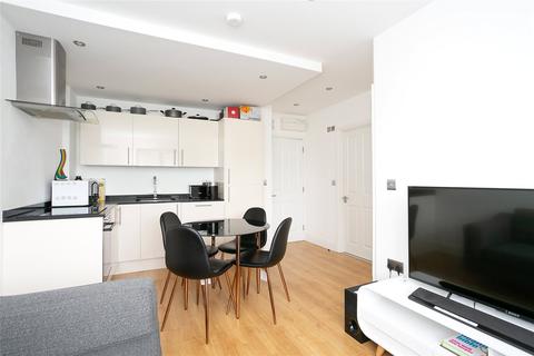 1 bedroom apartment for sale, Swan Court, Waterhouse Street, Hemel Hempstead, Hertfordshire, HP1