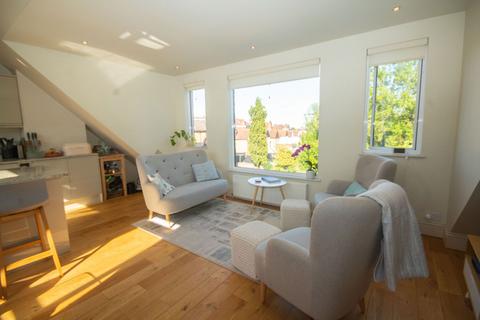 3 bedroom maisonette for sale, Marsh Road, Pinner, Middlesex HA5