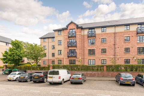 2 bedroom flat to rent, Russell Gardens, Roseburn, Edinburgh, EH12