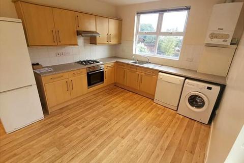 3 bedroom apartment to rent, Kingston Road, Raynes Park, London, SW20