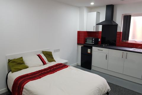 Studio to rent, Castle House Standard Studio