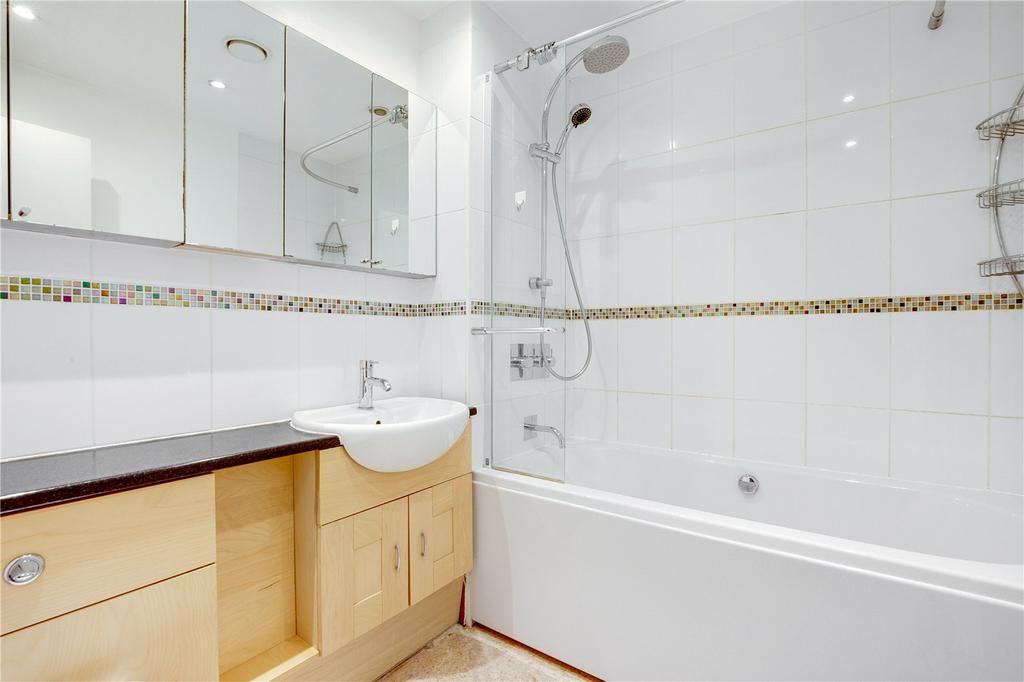 Apartment in London - More