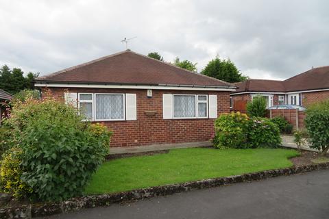 2 bedroom detached bungalow to rent, Fairway, Bramhall