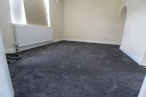 3 bedroom terraced house to rent, Lime Avenue, West Drayton