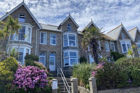 Pednolver Terrace, St. Ives TR26