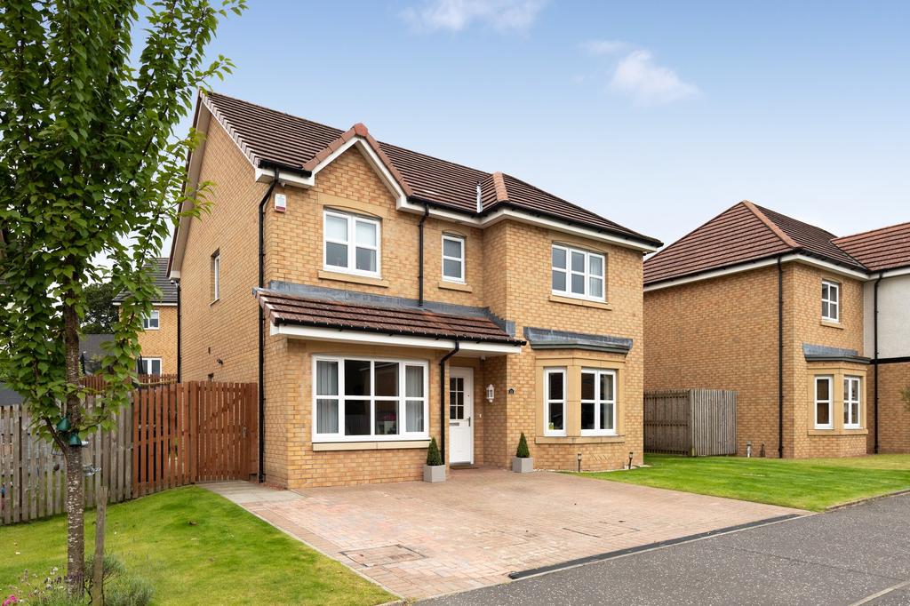 Rose Crescent, Newton Mearns, G77 6GQ 4 bed detached villa £389,000