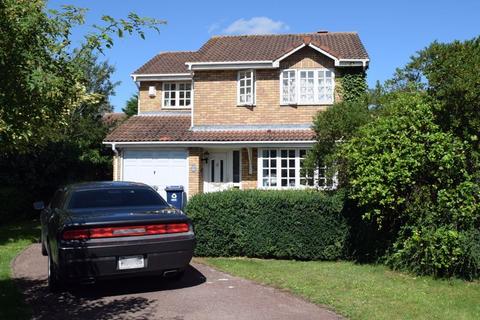 4 bedroom detached house to rent, Exmoor Close, Hinchingbrooke Park, Huntingdon