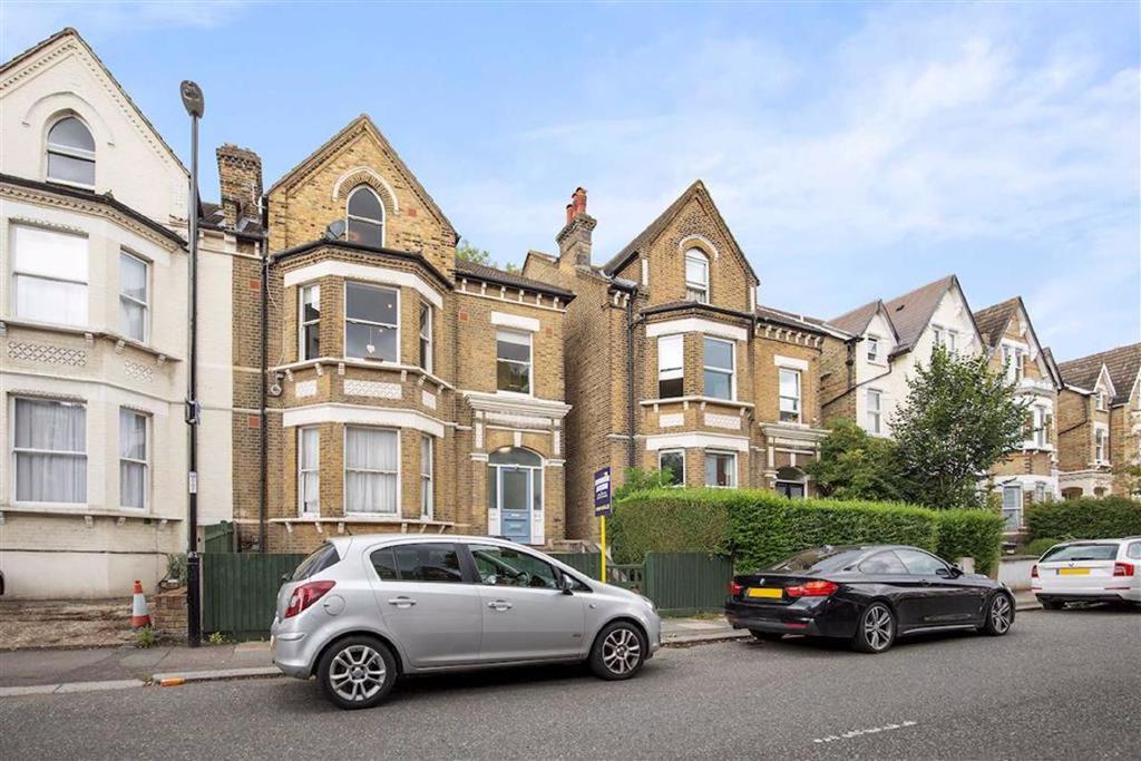 Venner Road, Sydenham 2 bed flat £450,000