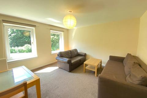 2 bedroom flat to rent, Viewcraig Gardens, Newington, Edinburgh, EH8