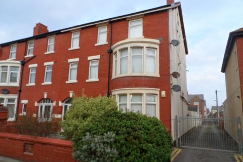 1 bedroom flat to rent, Knowle Avenue, Blackpool, FY2 9RX