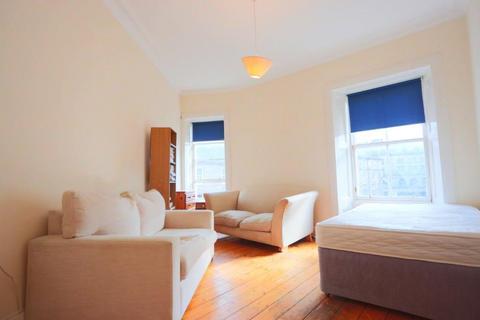 4 bedroom flat to rent, Grindlay Street, Central, Edinburgh, EH3