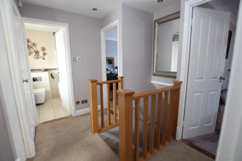 14 Aster Close, Clacton-on-sea, CO16 7DA