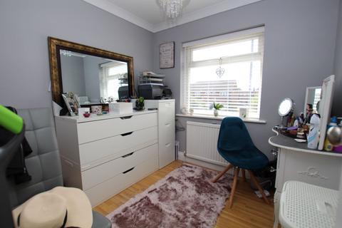 14 Aster Close, Clacton-on-sea, CO16 7DA