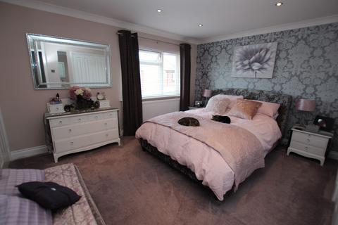 14 Aster Close, Clacton-on-sea, CO16 7DA