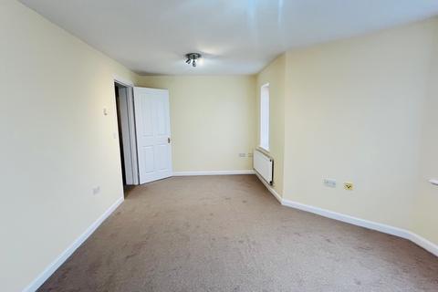 2 bedroom apartment to rent, Sherman Gardens