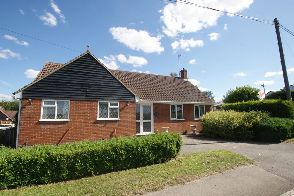 Roman Road, Mountnessing, Brentwood, Essex, CM15 2 bed detached