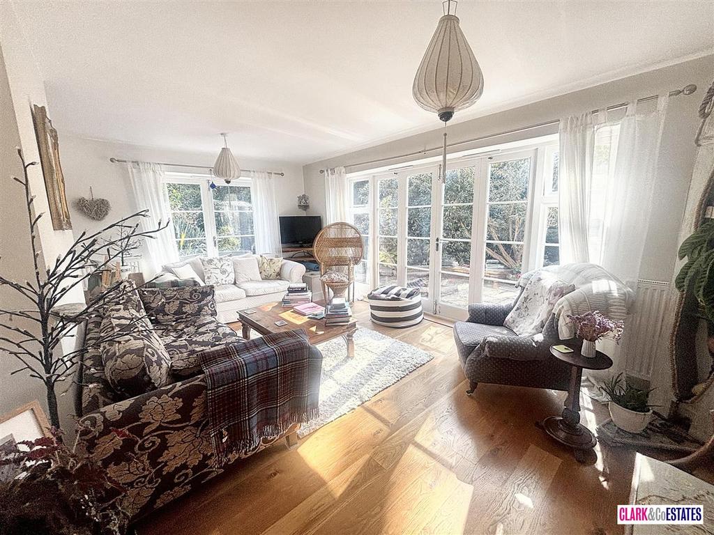 Garden room