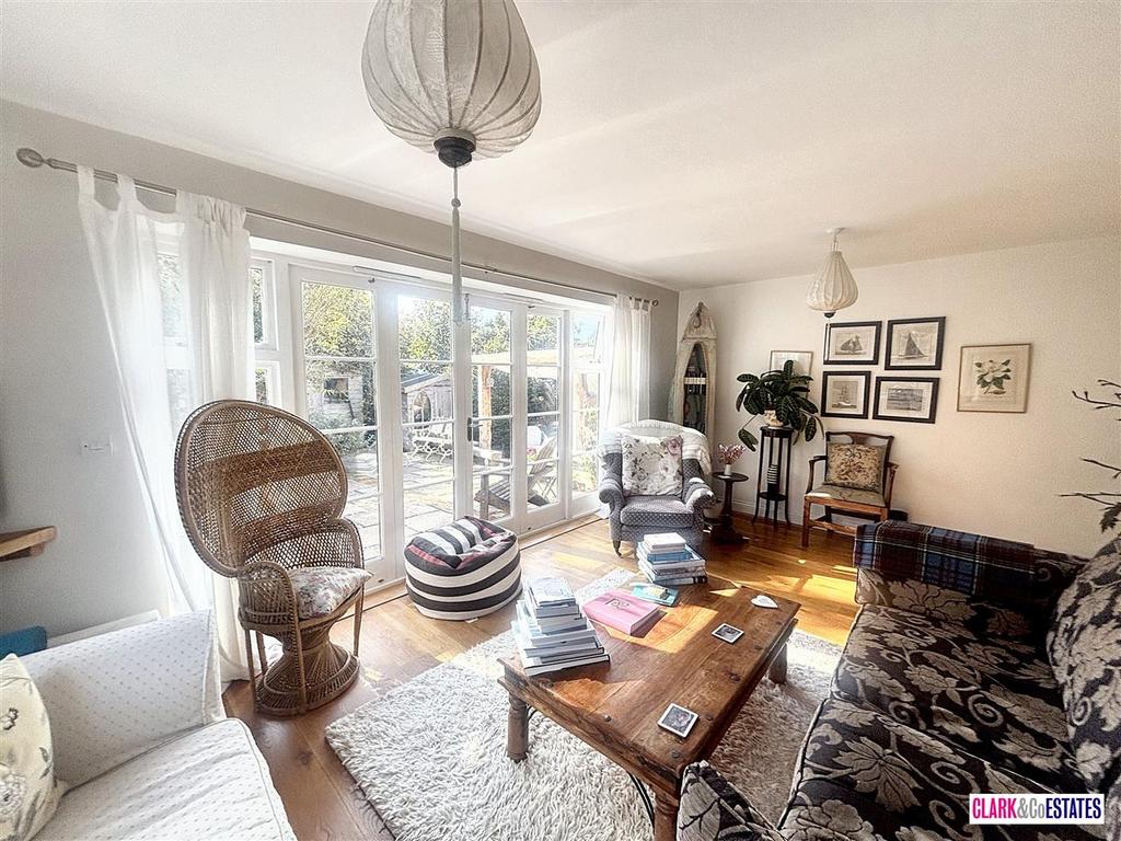 Garden room